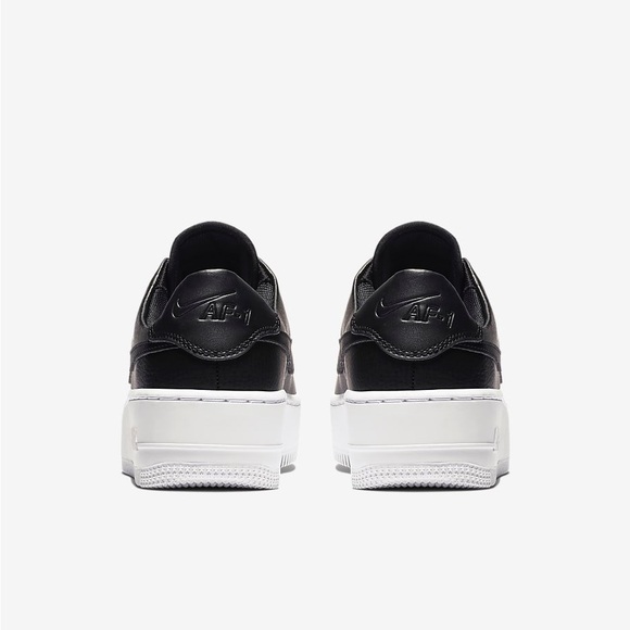 nwt nike  wmns air force 1 sage low platform sneaker in black, size 7 - Picture 7 of 11